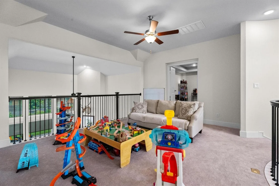 Photo of 17403 Violet Vineyard Street