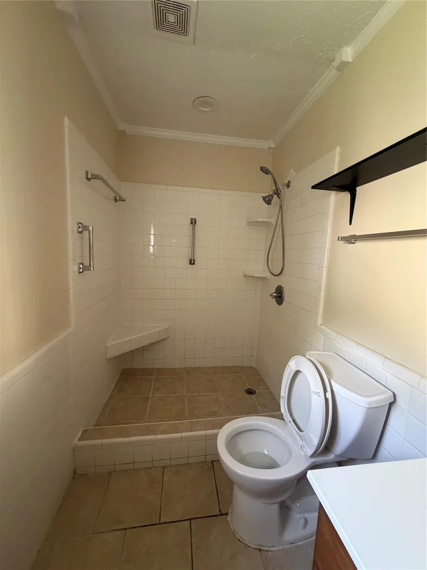 Photo of 13310 Robinglen Drive