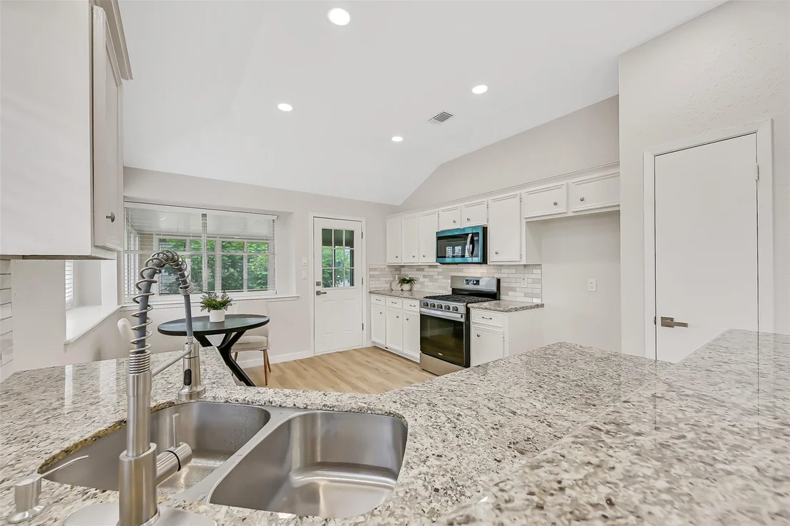 Photo of 3236 Lee Circle