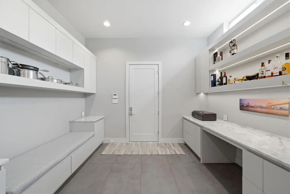 Photo of 4211 Markham Street
