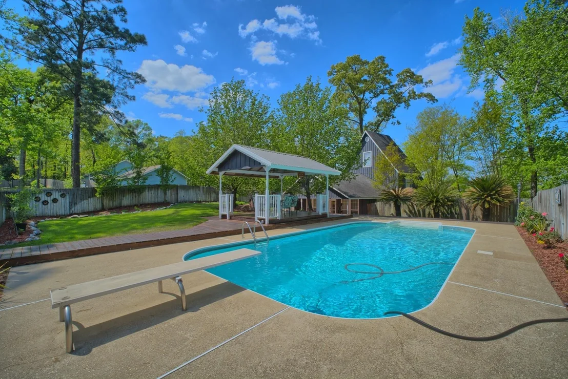Photo of 670 Cedar Crest Circle