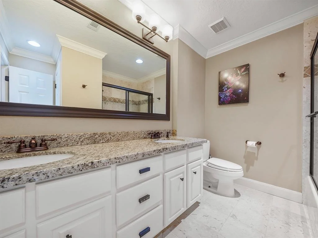Photo of 20006 Ambervine Circle