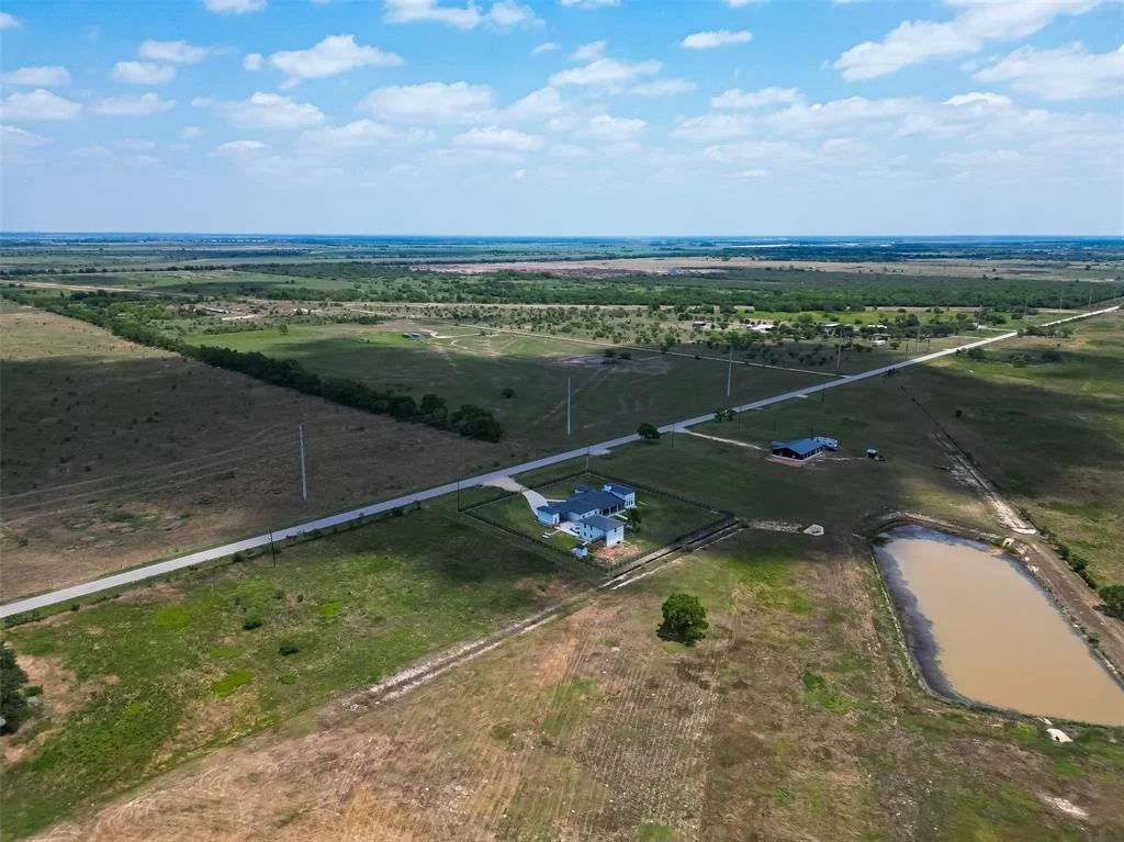 Photo of 2634 Hamlink Road