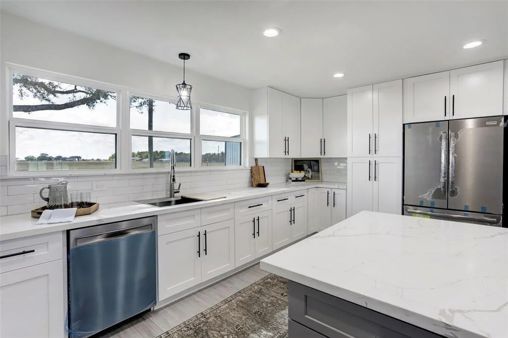 Photo of 2129 Lezak Road
