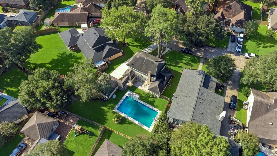Photo of 8119 Pine Green Lane
