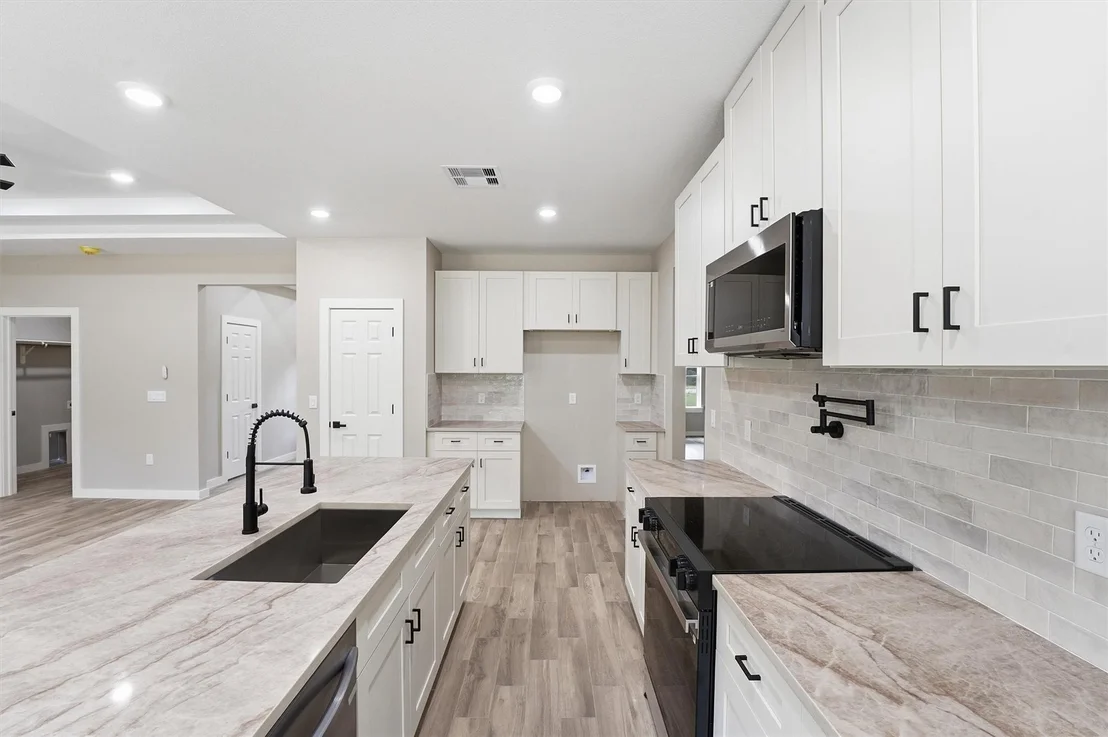 Photo of 16625 Avery Street