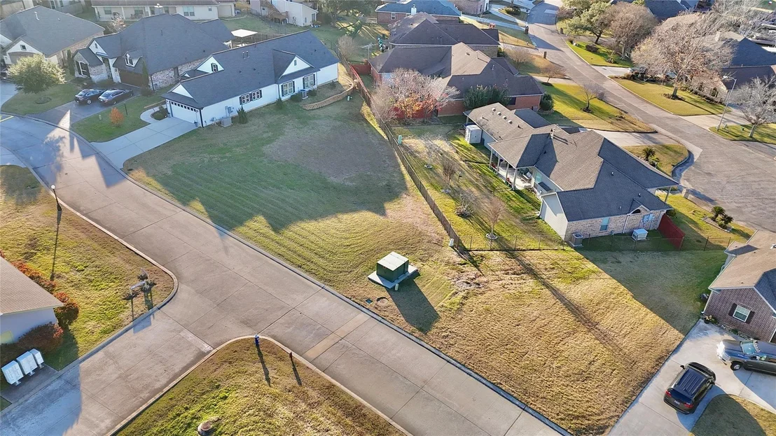 Photo of 5421 Zephyr Lane