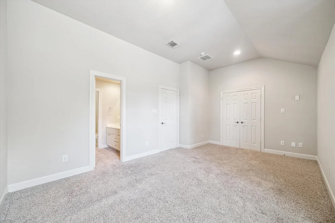 Photo of 3327 Louvre Lane
