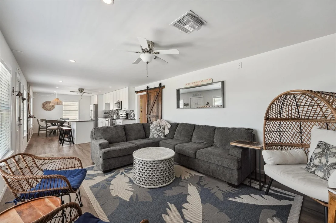 Photo of 16519 Blackbeard Road