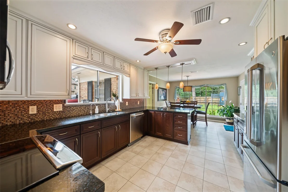 Photo of 715 Orleans Court