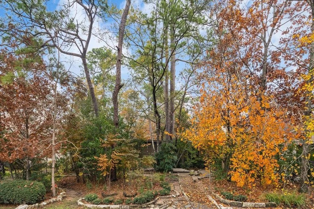 Photo of 326 Gershwin Drive