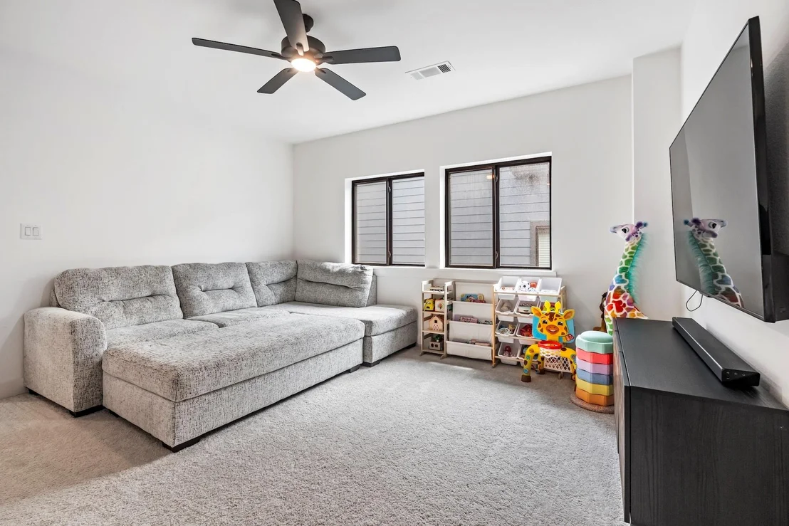 Photo of 18407 Parkland Row Drive
