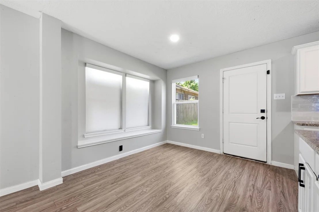 Photo of 15011 Crockett Road
