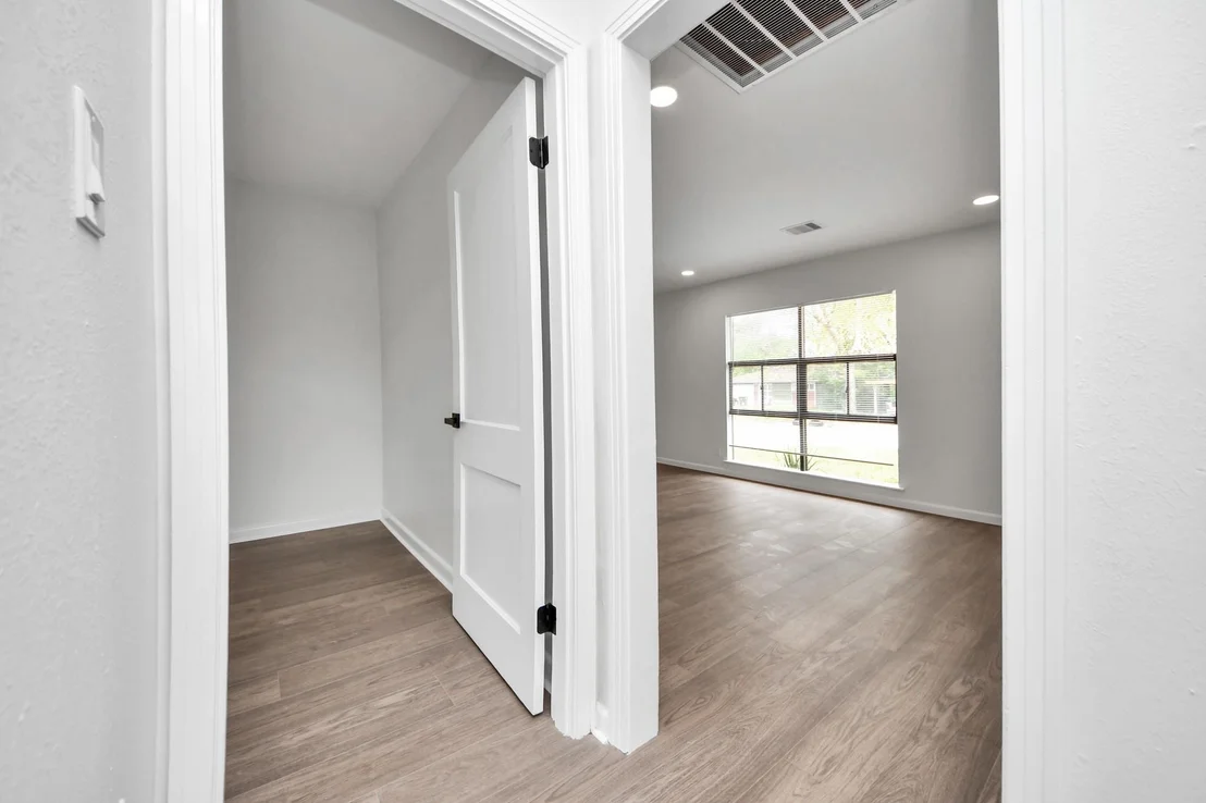 Photo of 6522 Belarbor Street