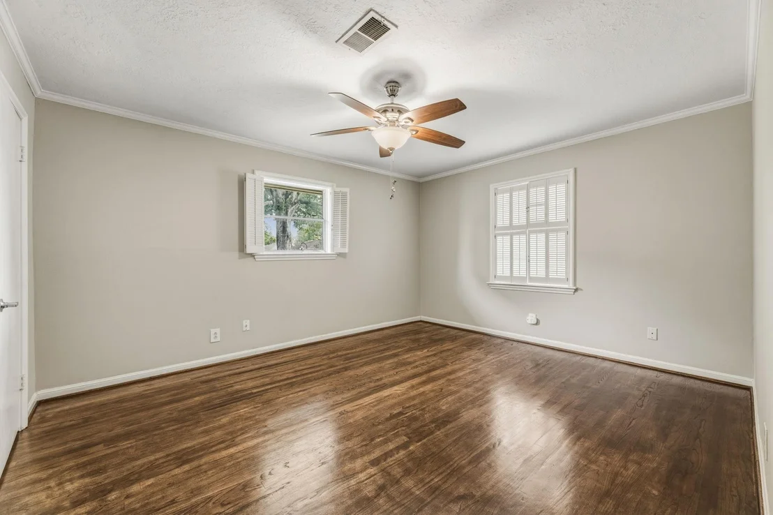 Photo of 4510 Creekbend Drive