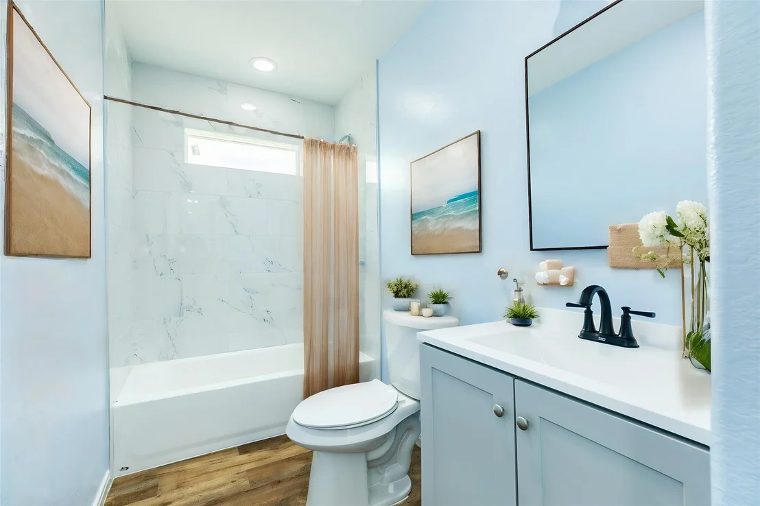 Photo of 4829 Bluewater