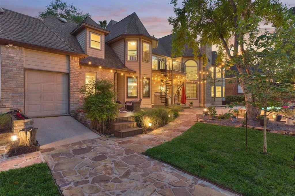 Photo of 24718 Creekview Drive