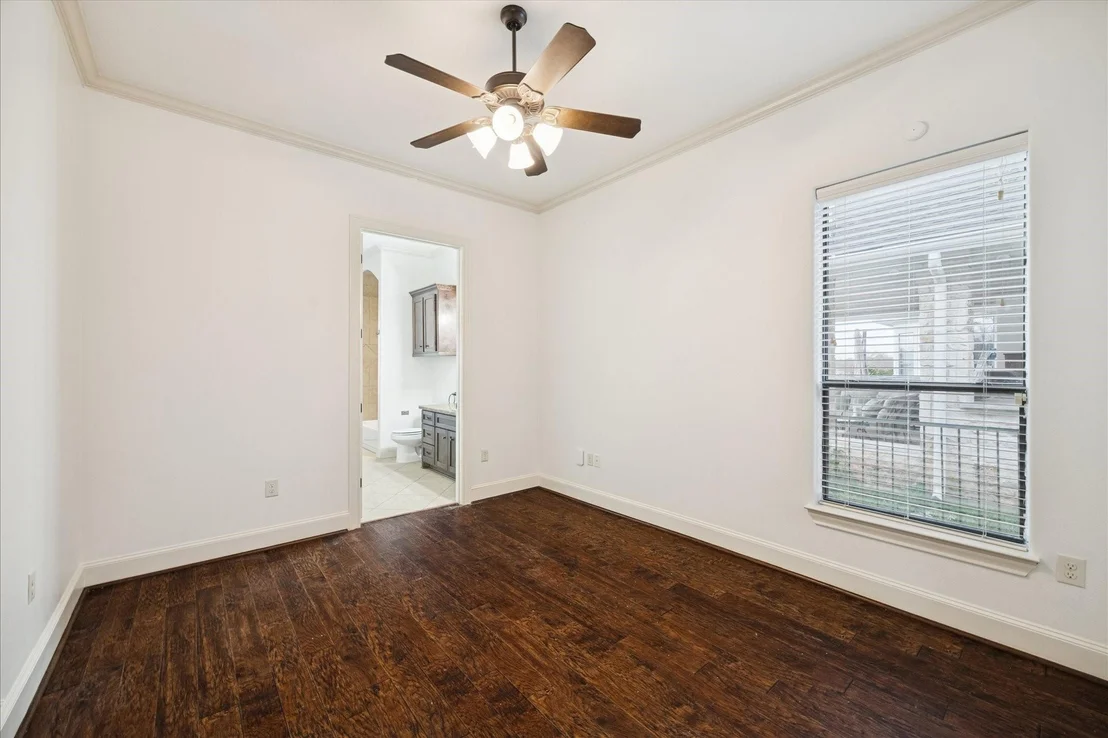 Photo of 144 Waterstone Drive