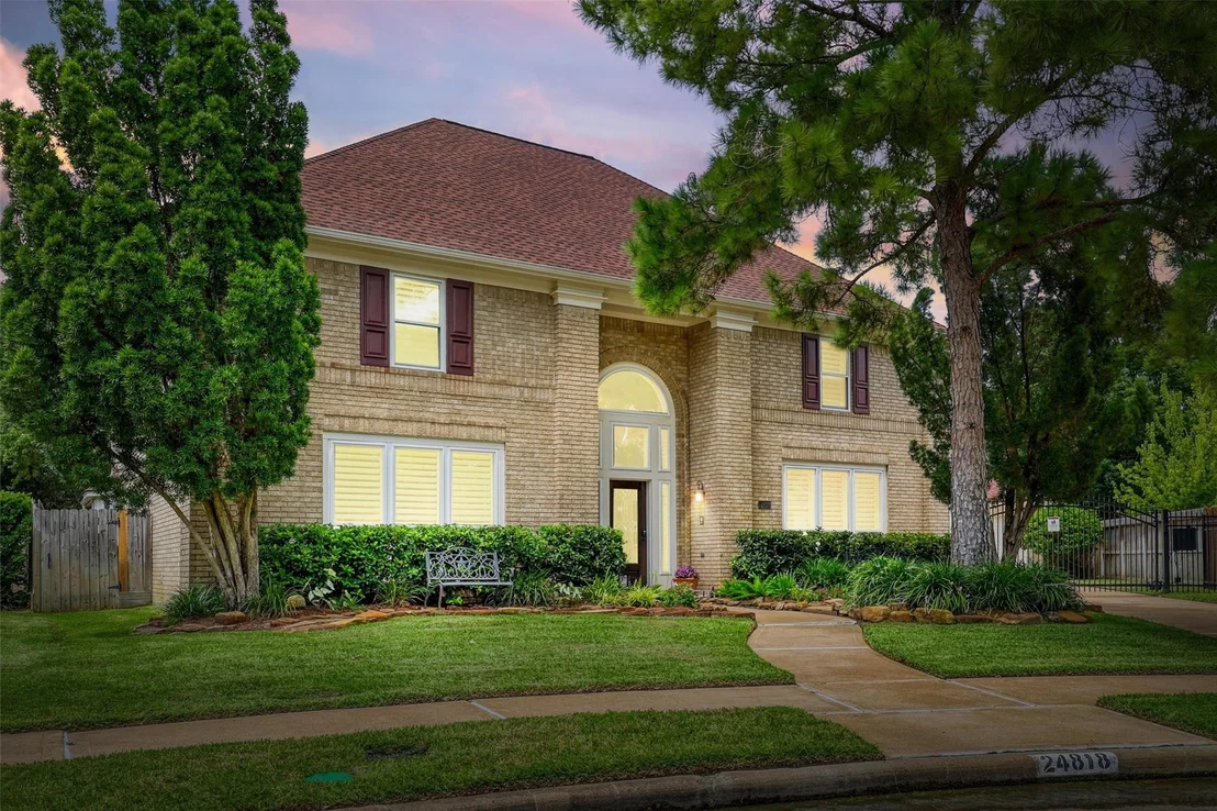 Photo of 24818 Lakebriar Drive