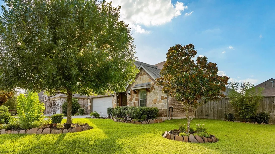 Photo of 2204 Golden Laurel Drive