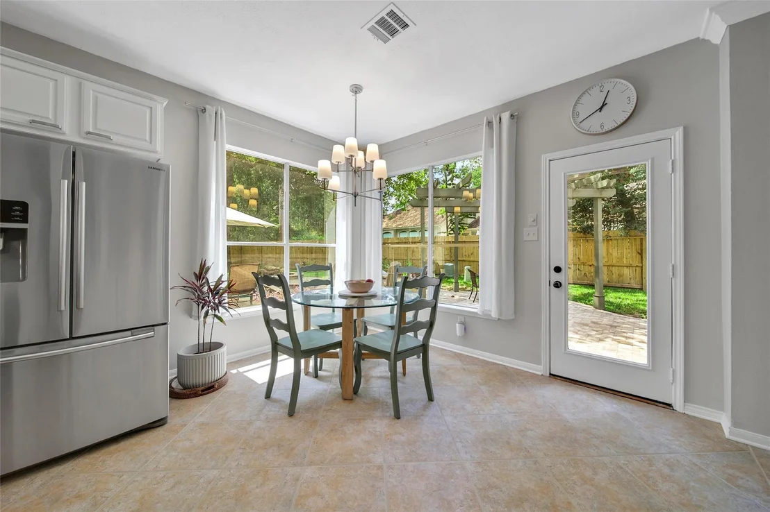 Photo of 43 E Sandalbranch Circle