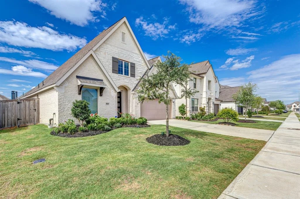 Photo of 29446 Pearwood Drive