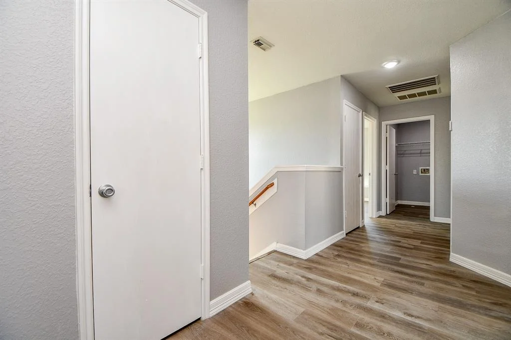 Photo of 6802 Oleander Grove Way