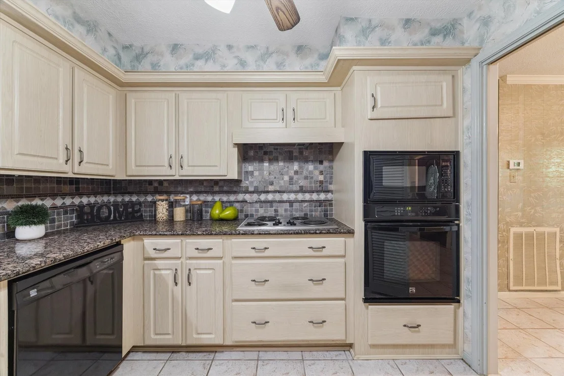 Photo of 4032 Heathersage Drive