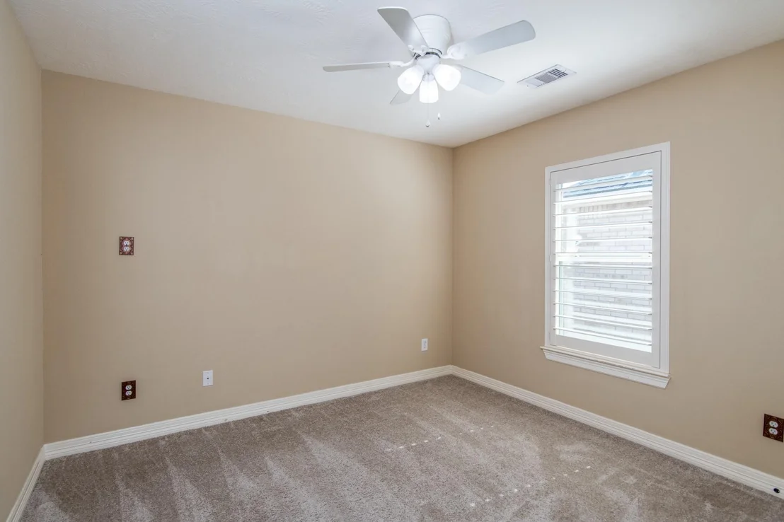 Photo of 18119 Blues Point Drive