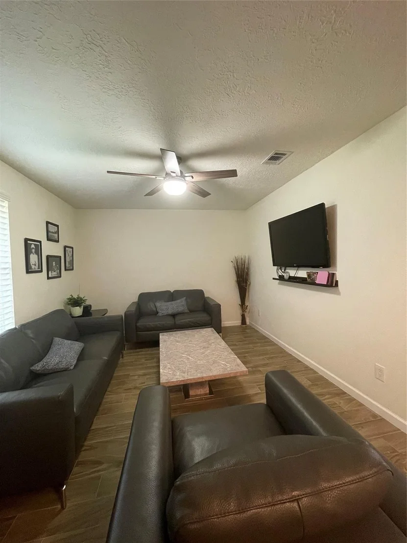 Photo of 12133 Sharpview Drive