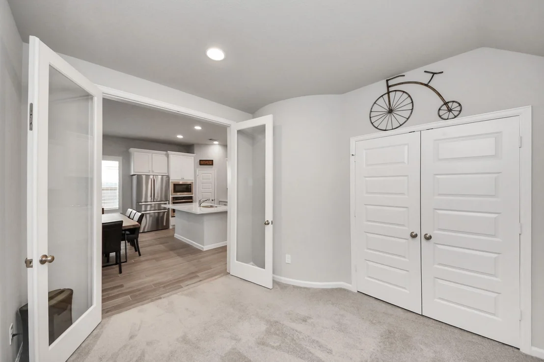 Photo of 9735 Satsuma Path