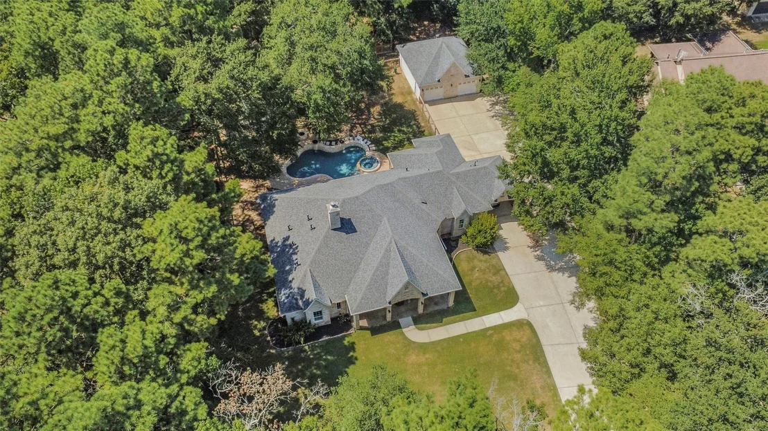 Photo of 4046 Highland Pass