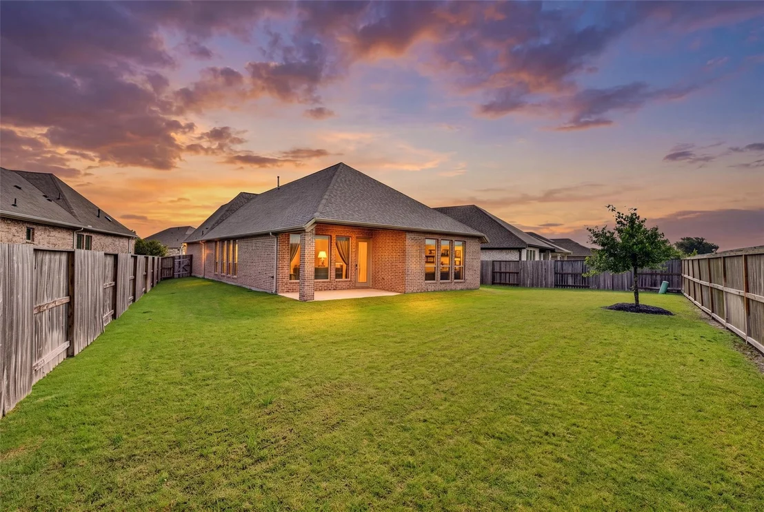 Photo of 5002 Morrison Drive