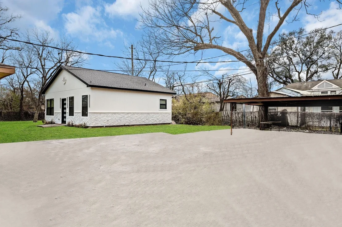 Photo of 3922 Roseneath Drive