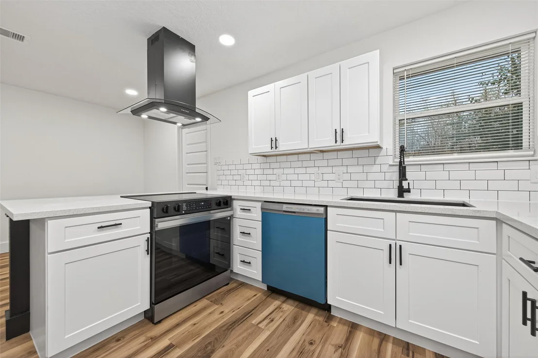Photo of 322 Cherry Valley Drive