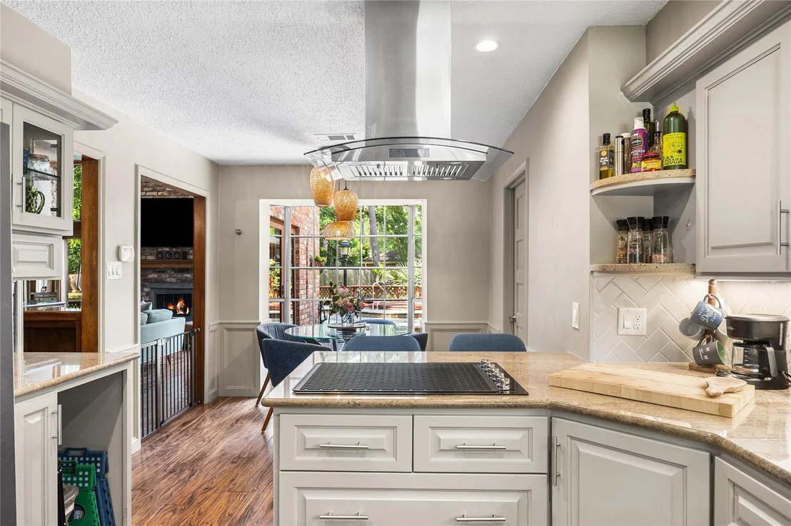 Photo of 2103 River Falls Drive