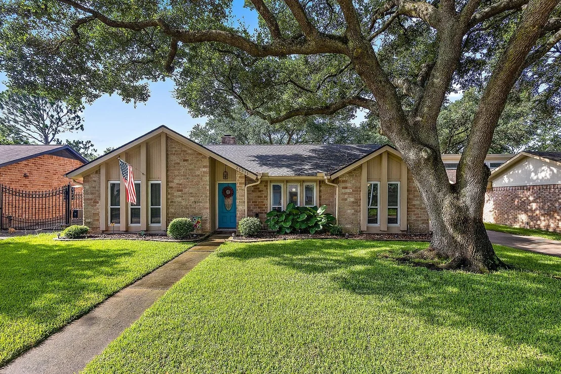 Photo of 21331 Park Bluff Drive