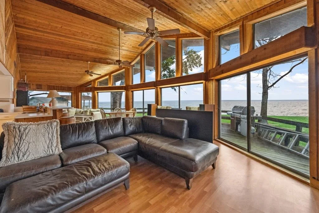 Photo of 561 Mallard Point