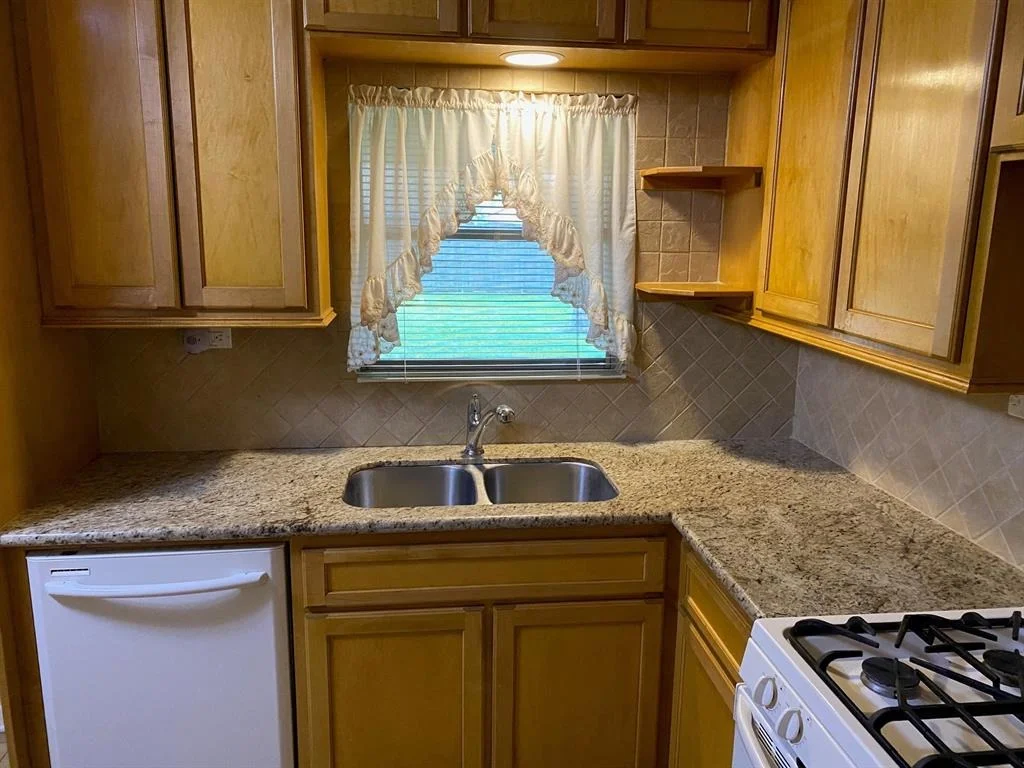Photo of 3301 Longwood Drive