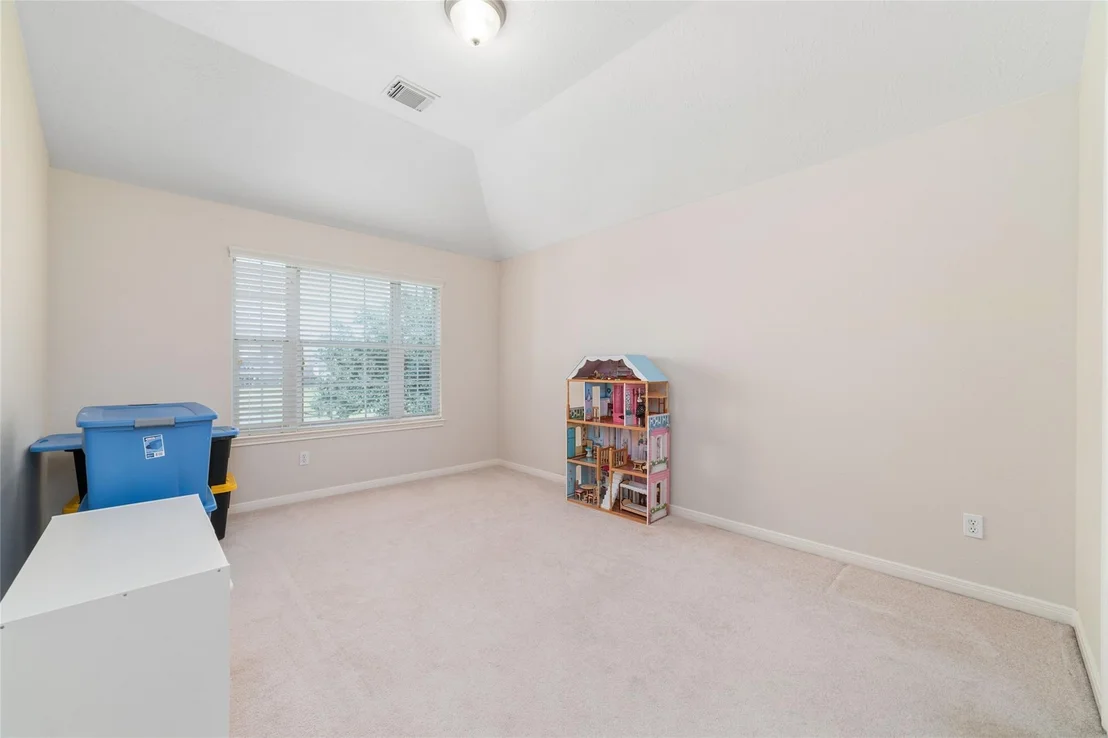 Photo of 8 Terra Bella