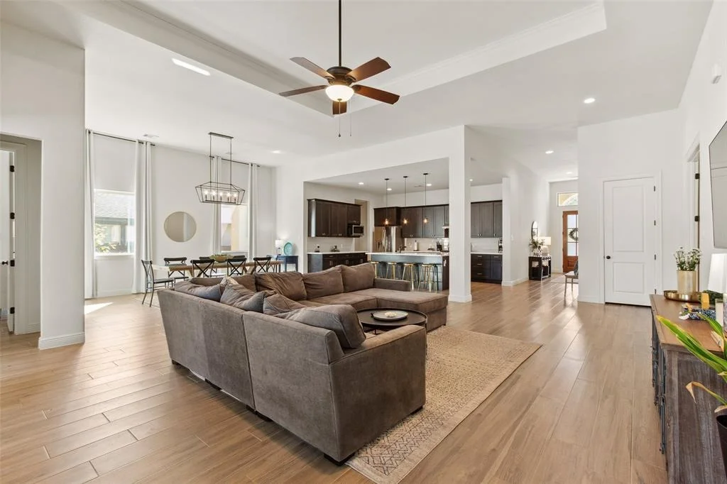 Photo of 4794 W Fork Boulevard