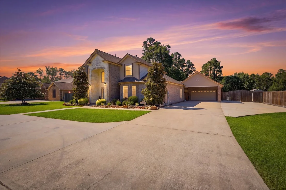 Photo of 19617 Desna Drive