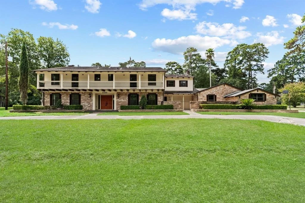 Photo of 3310 Riviera Lane
