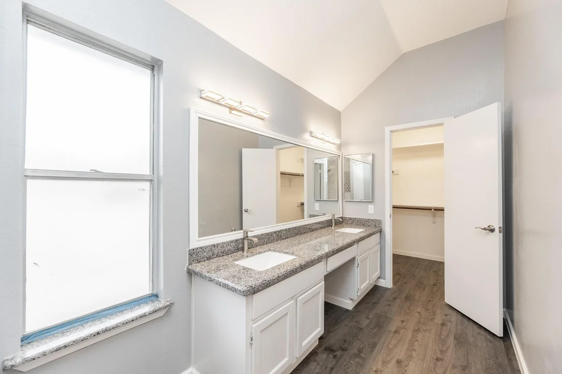 Photo of 6638 Cove Lake Drive