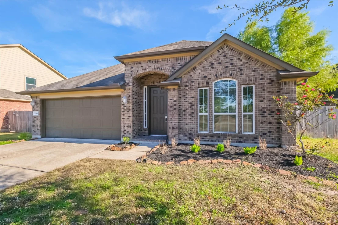 Photo of 20331 Granophyre Lane