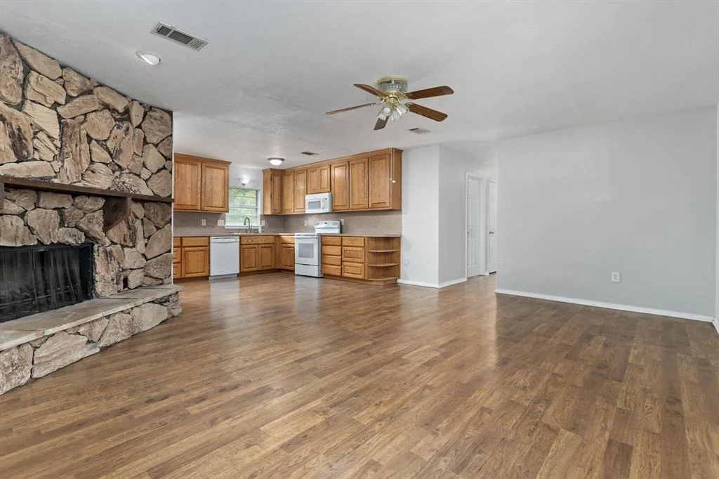 Photo of 17976 Magnolia Drive