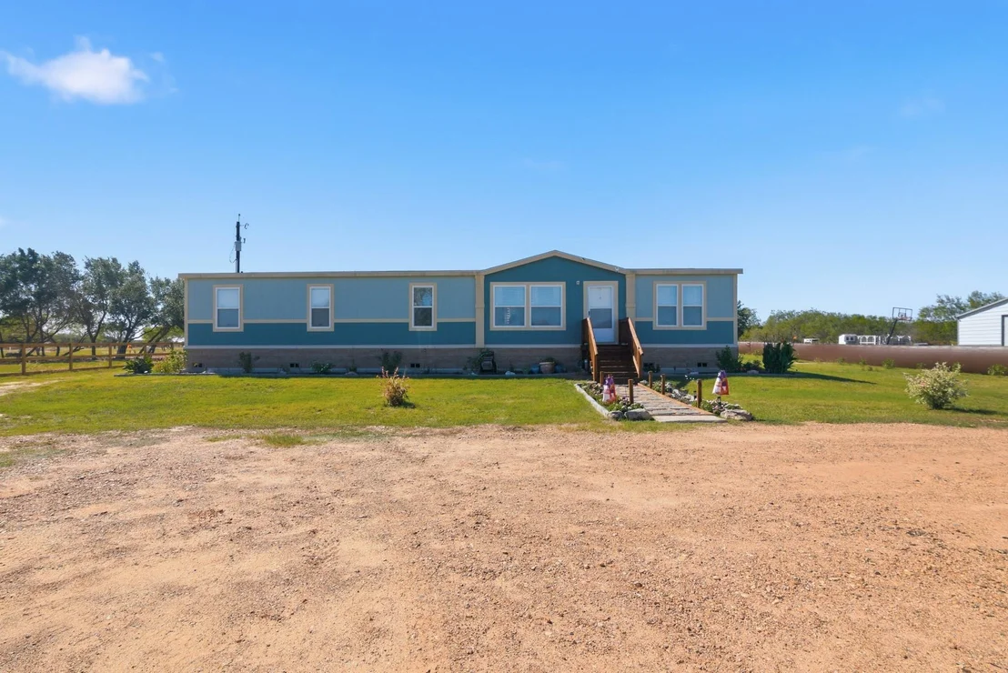 Photo of 12128 County Road 1