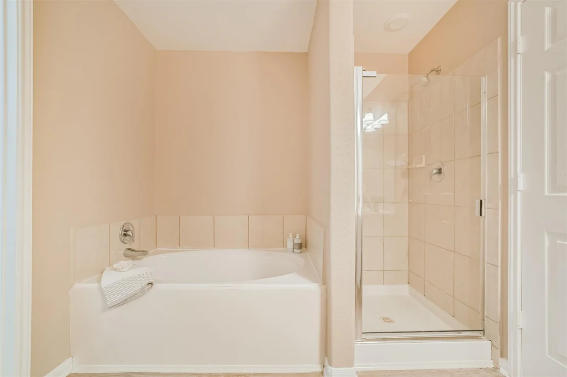 Photo of 16726 Warbler Drive