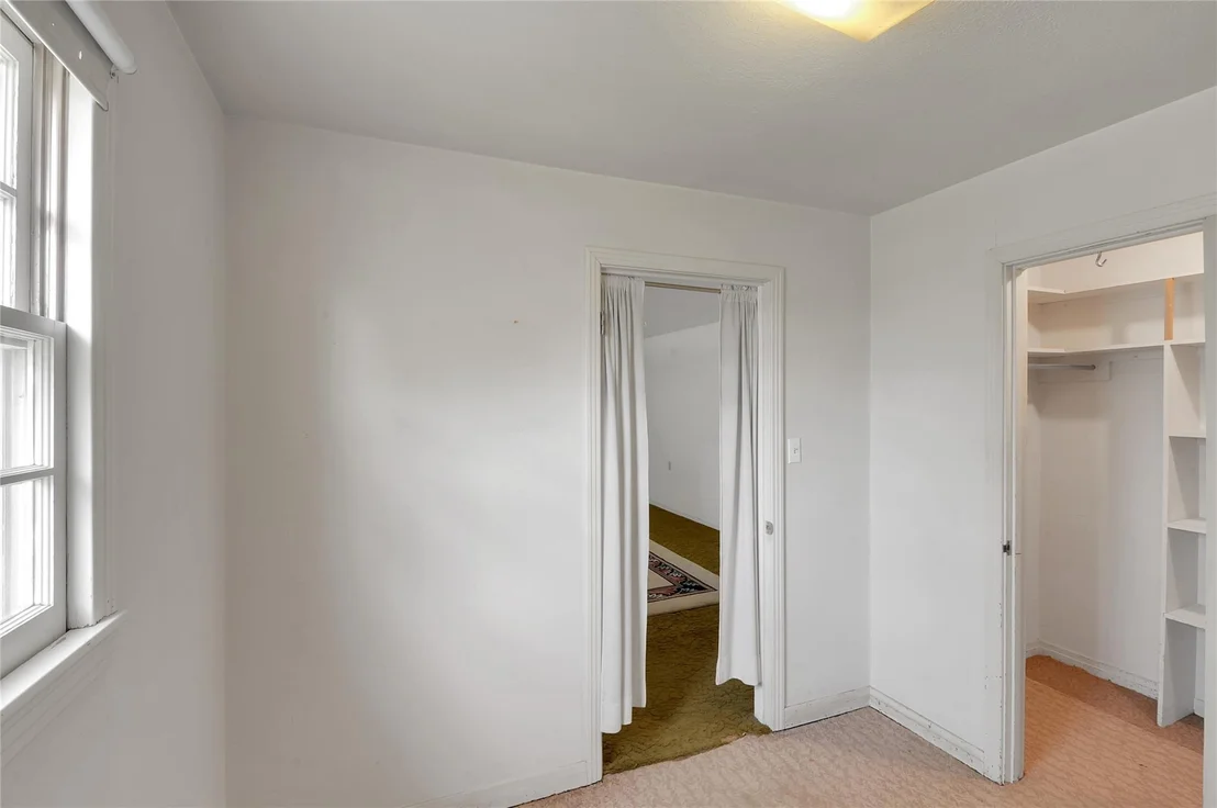 Photo of 302 3rd Street