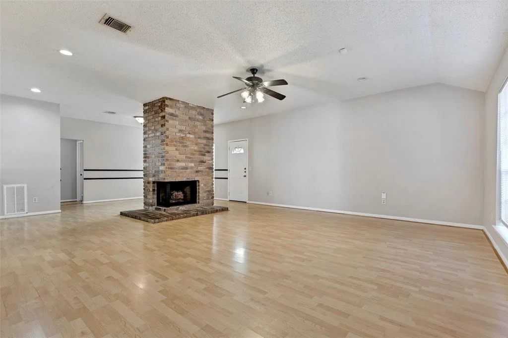 Photo of 9230 Palm Shores Drive